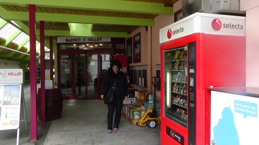 Priyanka Raina, Leuk