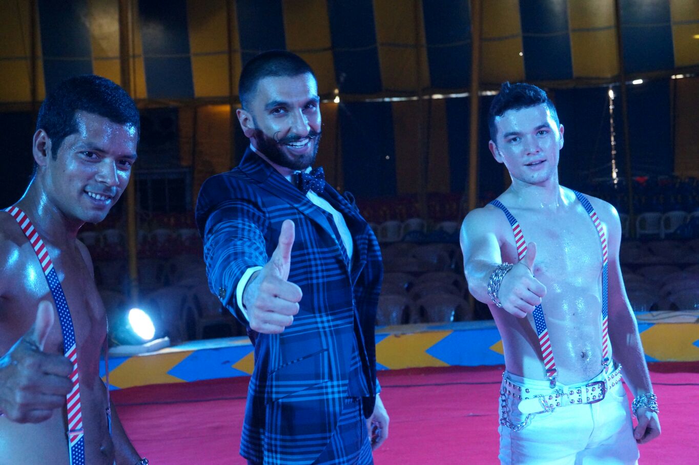 Ranveer Singh sporting the Bajirao Mastani look with artists of Rambo’s ...